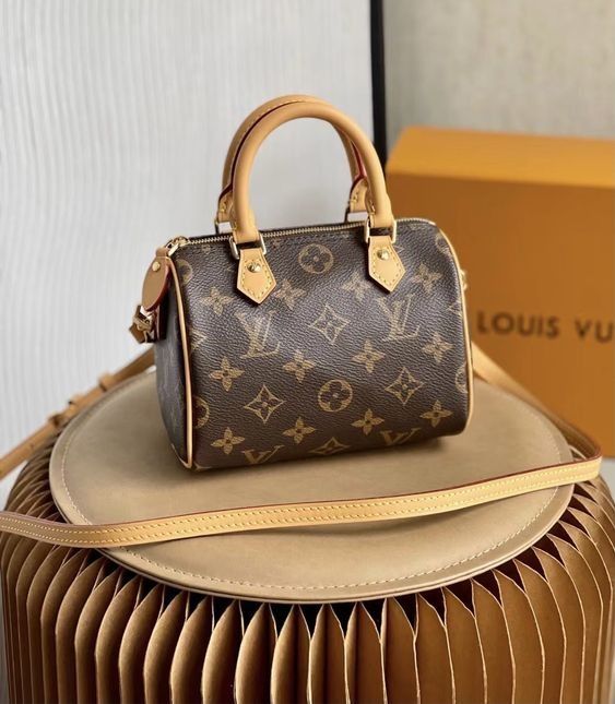 Sac Nano Speedy en toile monogram