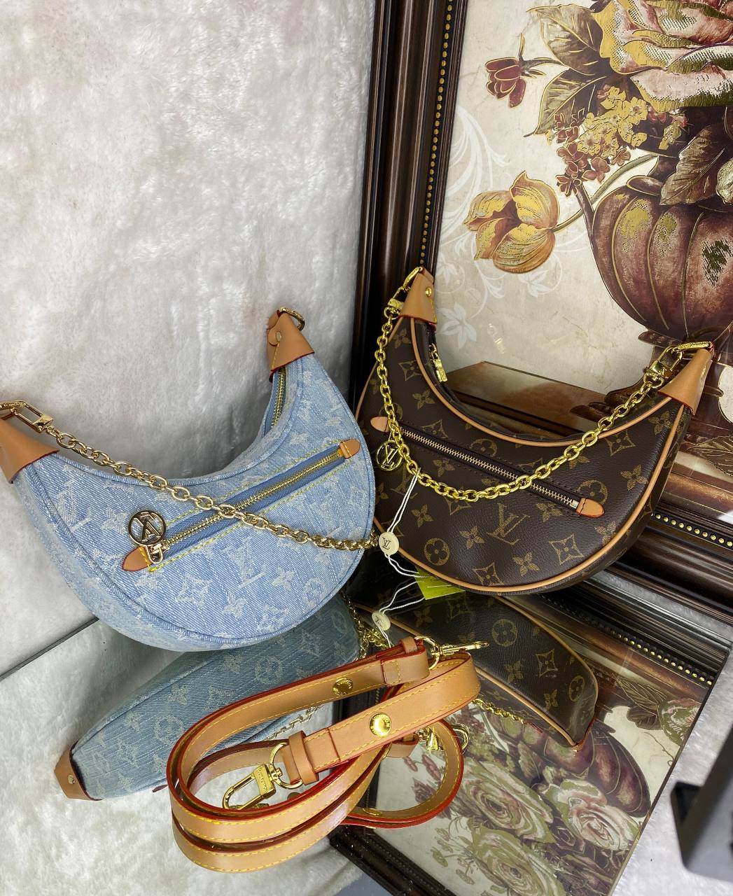 Louis Vuitton
Sac à main en cuir Loop