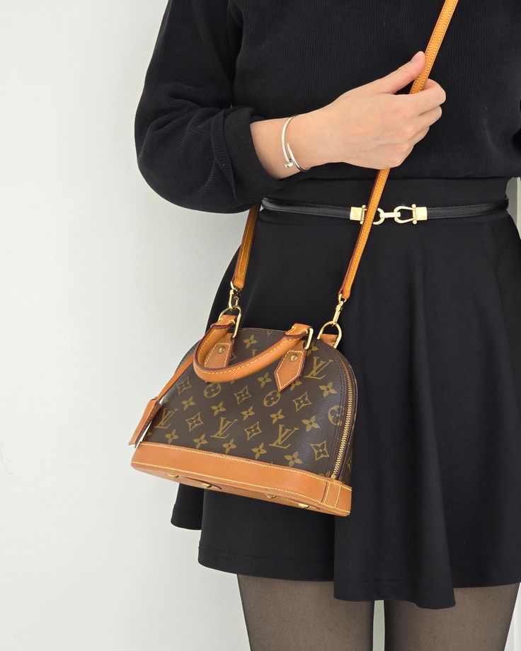 Louis Vuitton alma bb
