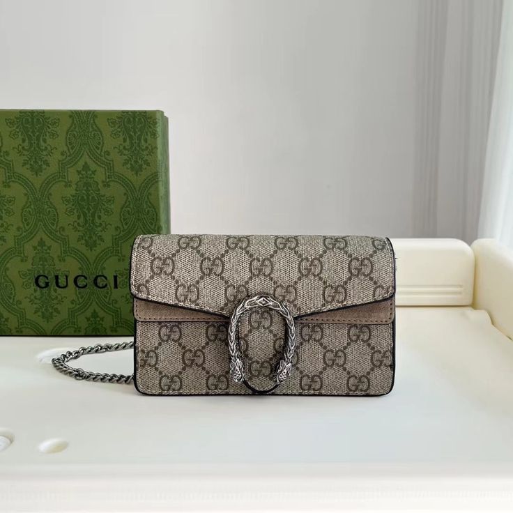 Gucci
Sac bandoulière Dionysus