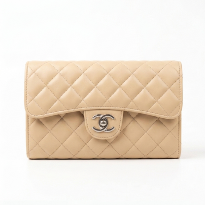 Chanel Pochette