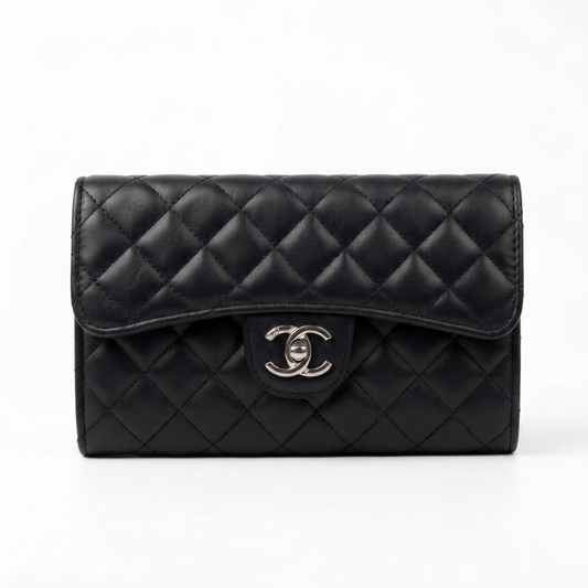Chanel Pochette