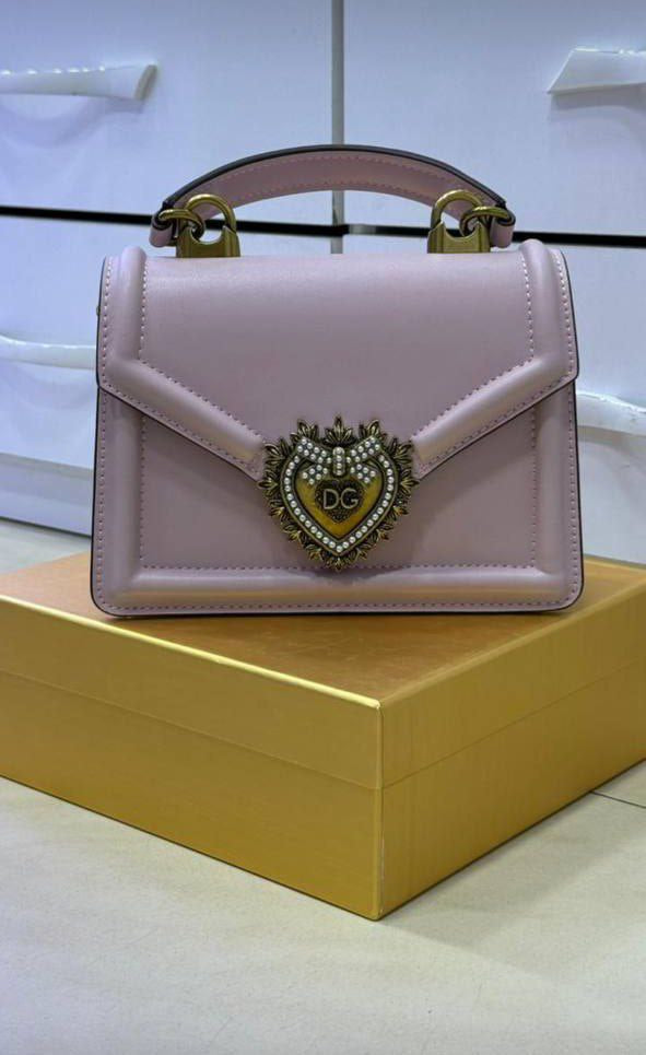 𝑪𝒐𝒍𝒍𝒆𝒄𝒕𝒊𝒐𝒏 𝒅𝒆 𝒔𝒂𝒄𝒔 𝑫𝒐𝒍𝒄𝒆 & 𝑮𝒂𝒃𝒃𝒂𝒏𝒂 𝒅𝒆 𝒍𝒖𝒙𝒆 𝒅𝒂𝒏𝒔 𝒕𝒐𝒖𝒕𝒆𝒔 𝒍𝒆𝒔 𝒄𝒐𝒖𝒍𝒆𝒖𝒓𝒔 🎨