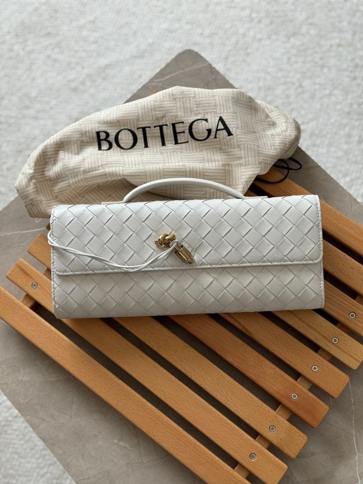 Bottega veneta