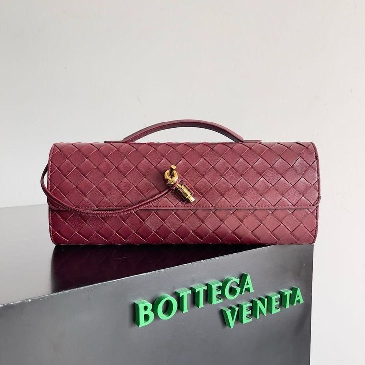 Bottega veneta